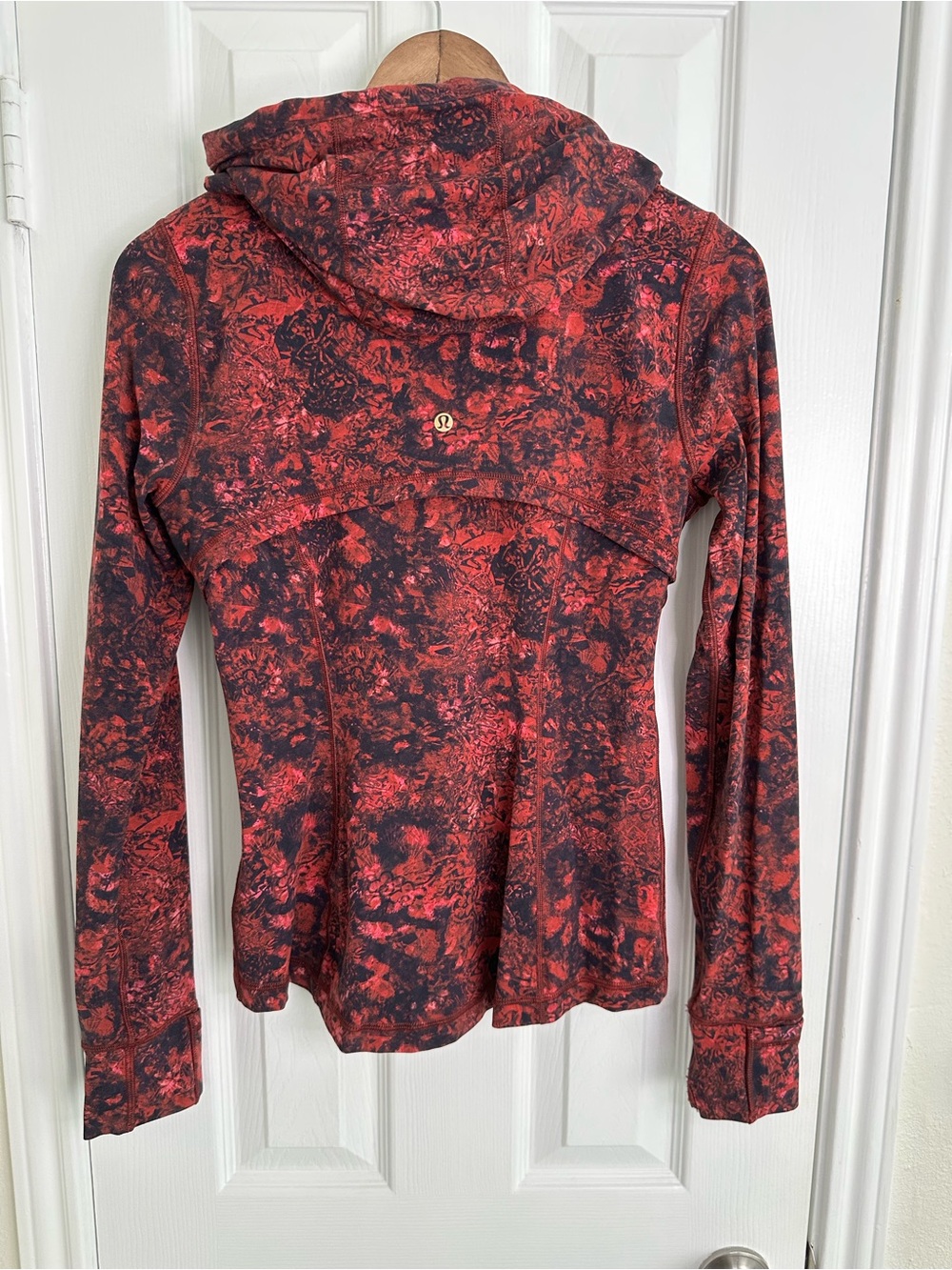 lululemon Define Hooded Jacket - Lunar New Year - Picture 7 of 9